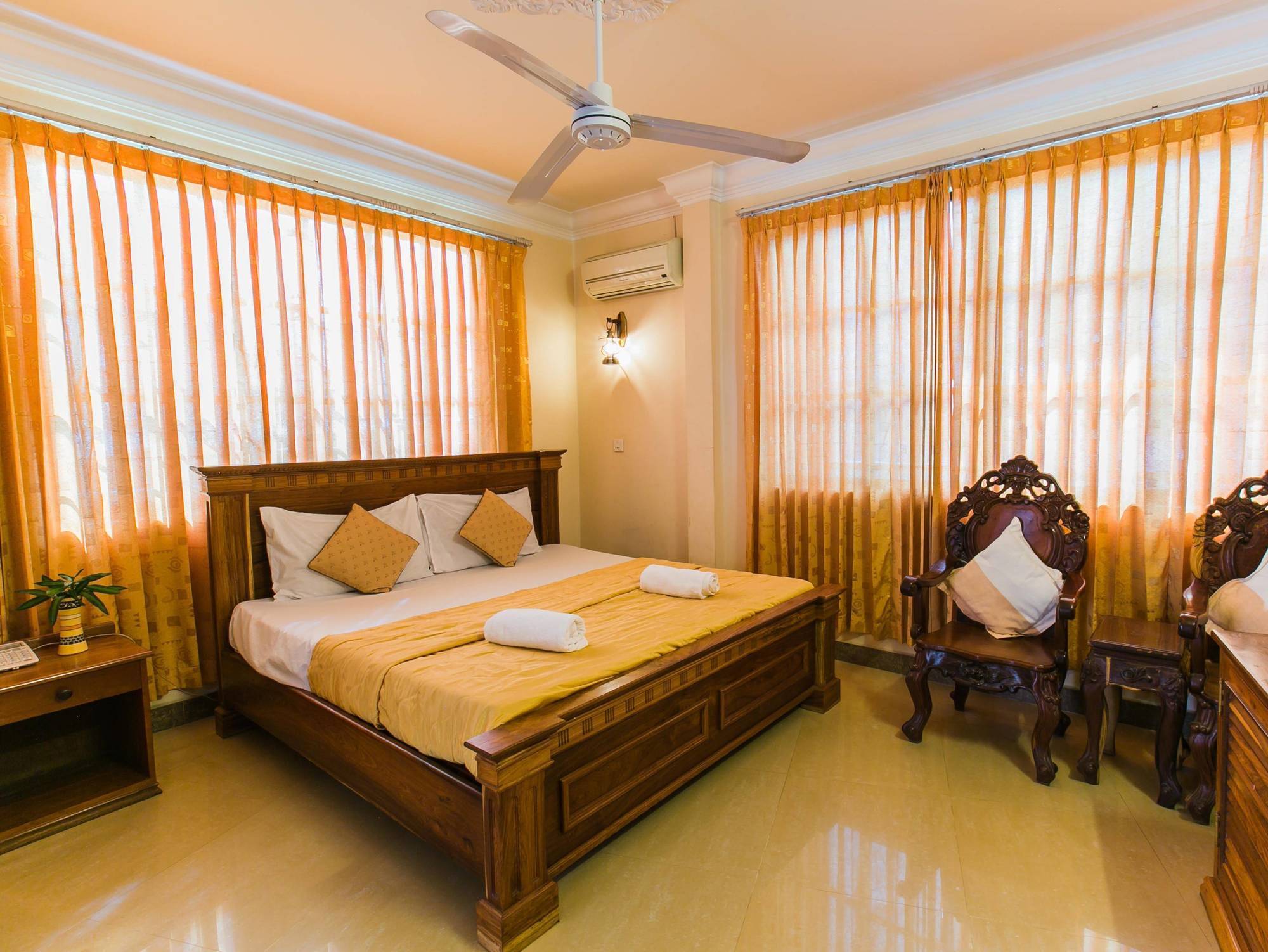Asia Hotel Battambang Bagian luar foto